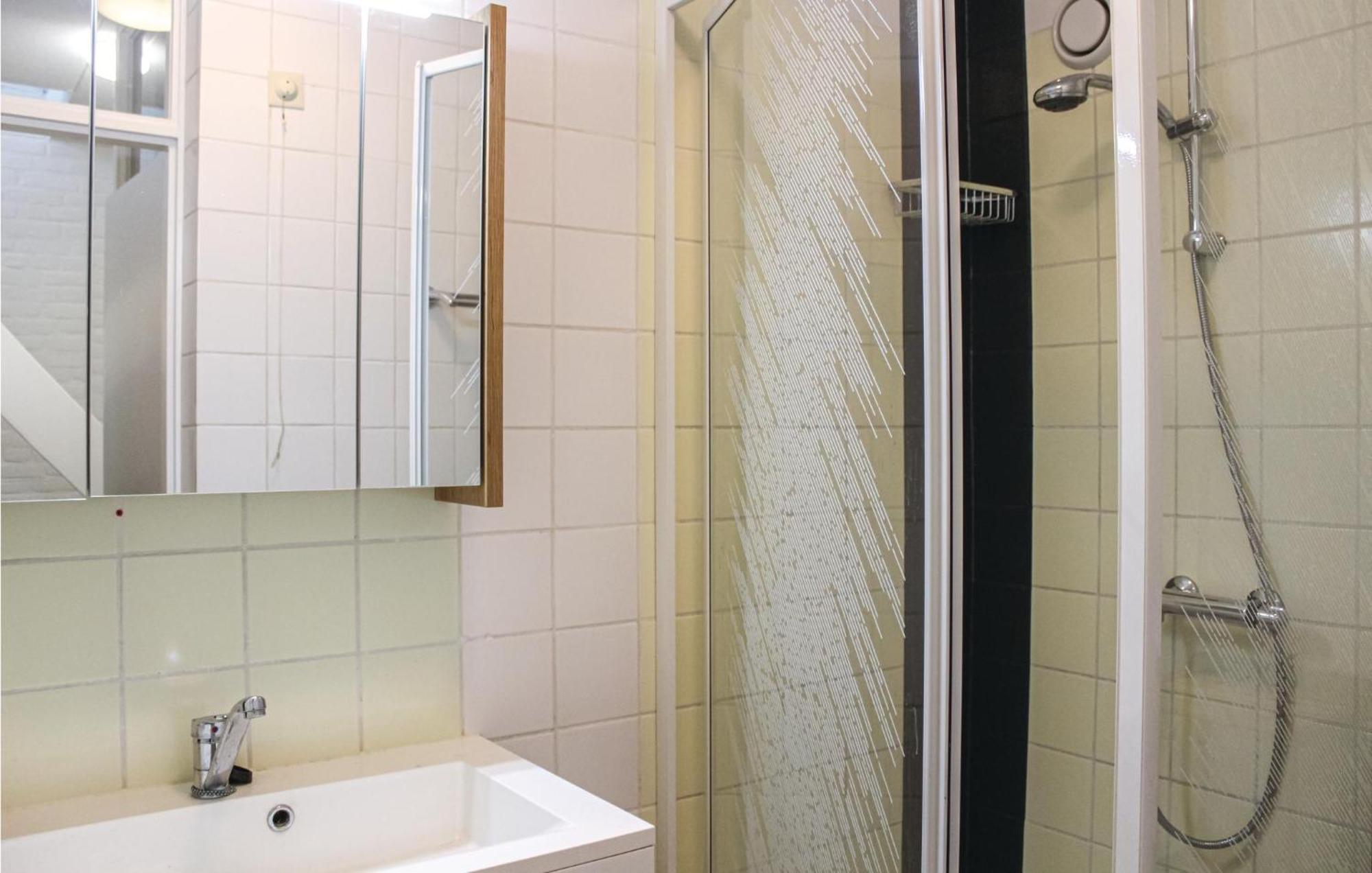 2 Bedroom Lovely Home In ブライニッセ エクステリア 写真