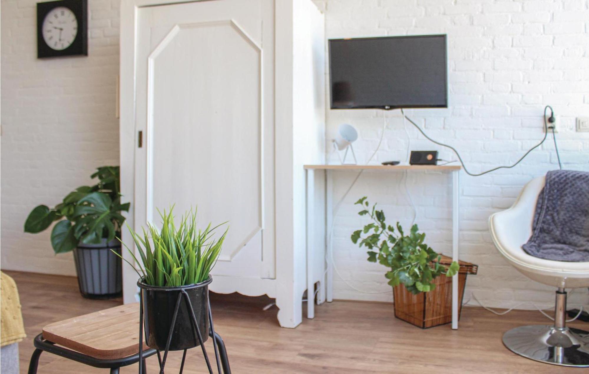 2 Bedroom Lovely Home In ブライニッセ エクステリア 写真